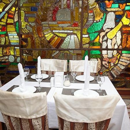 Auberge de jeunesse Turist à Astana Extérieur photo