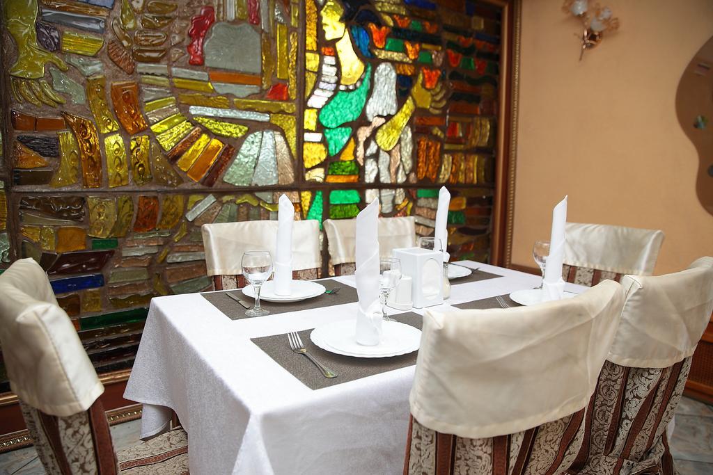Auberge de jeunesse Turist à Astana Extérieur photo