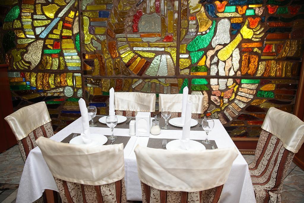 Auberge de jeunesse Turist à Astana Extérieur photo