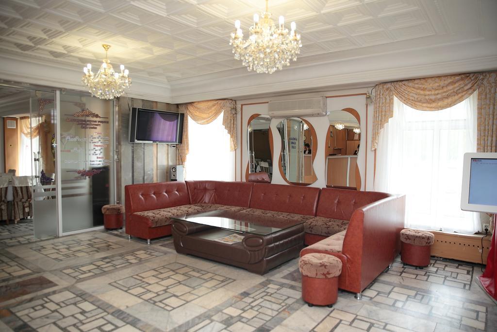 Auberge de jeunesse Turist à Astana Extérieur photo